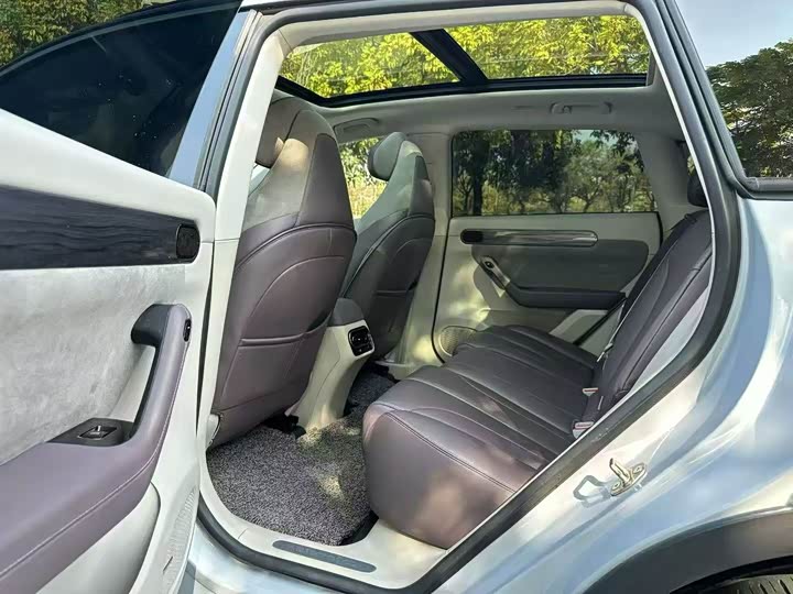 Фото 7 - Leapmotor C11