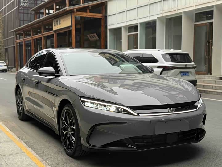 Фото 3 - BYD Han