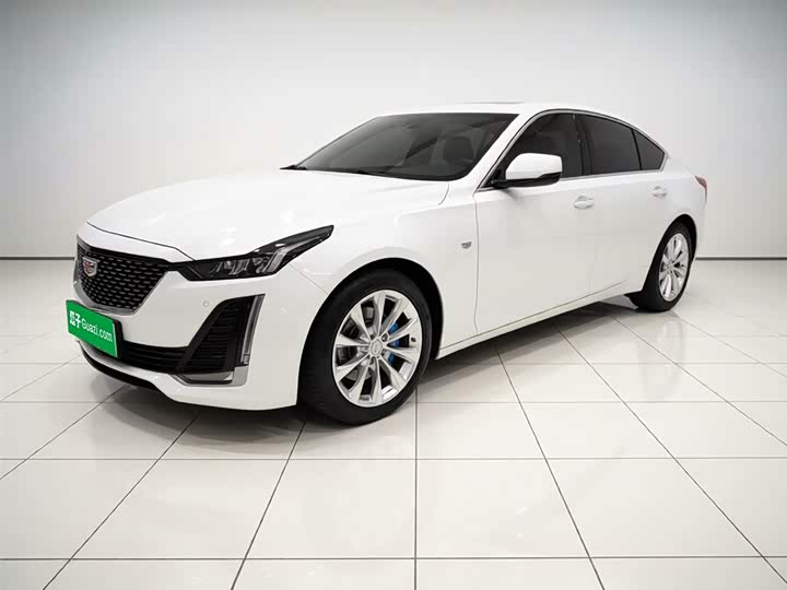 Фото 1 - Cadillac CT5