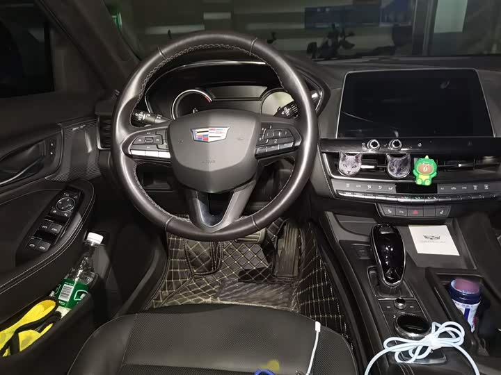 Фото 3 - Cadillac CT5