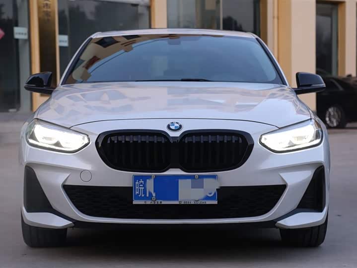 Фото 3 - BMW 1 Series