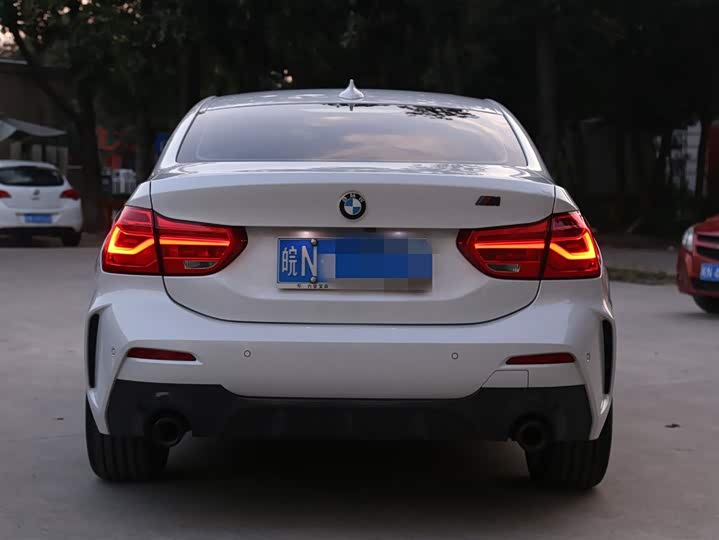 Фото 4 - BMW 1 Series