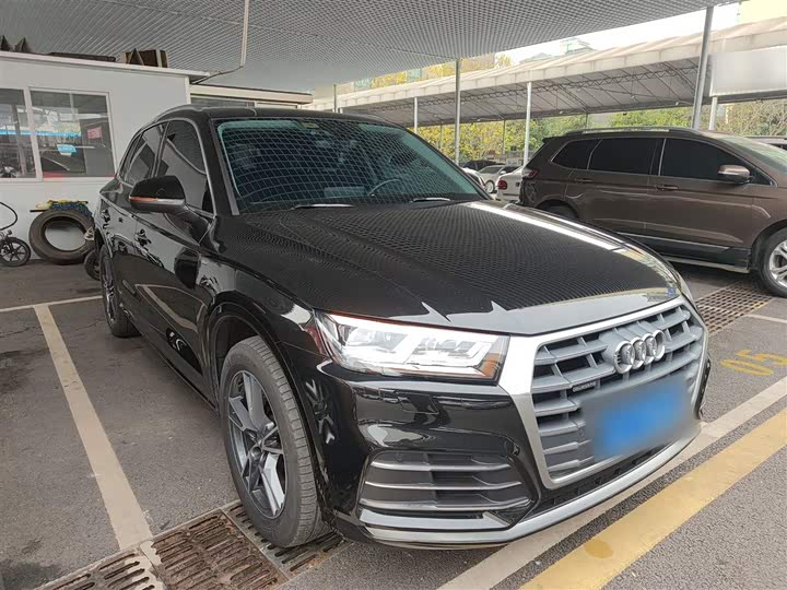 Фото 4 - Audi Q5L