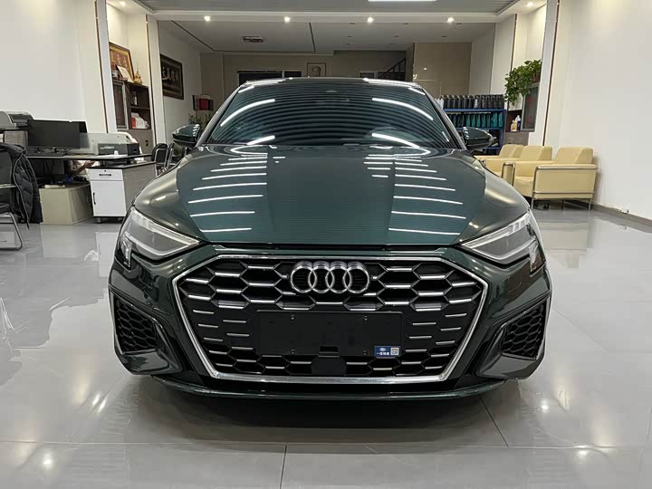 Фото 2 - Audi A3