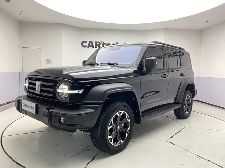 Фото 1 - Tank 300 Hybrid