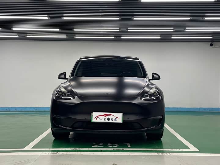 Фото 2 - Tesla Model Y