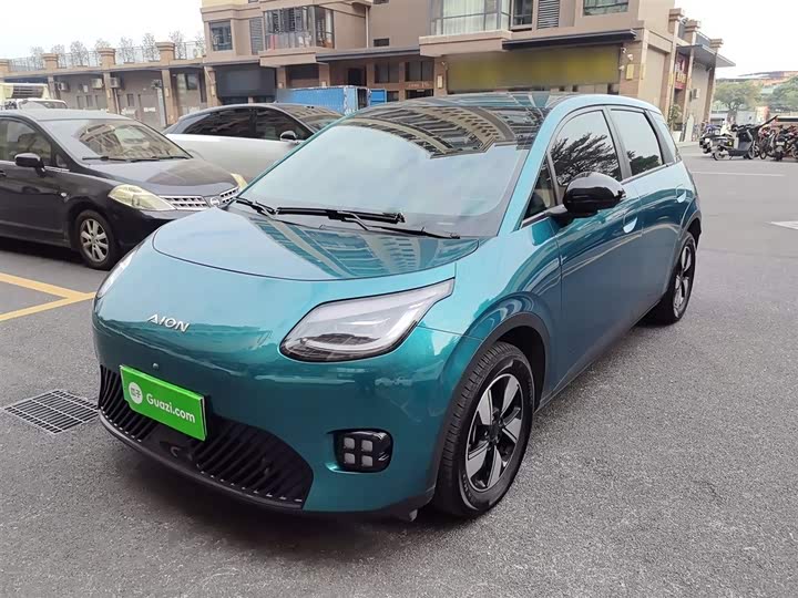 Фото 2 - GAC Aion UT