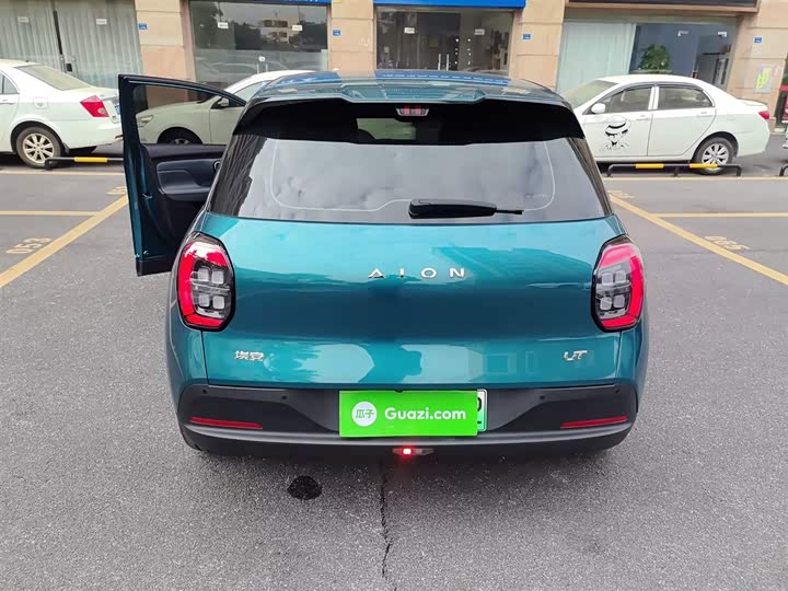 Фото 6 - GAC Aion UT