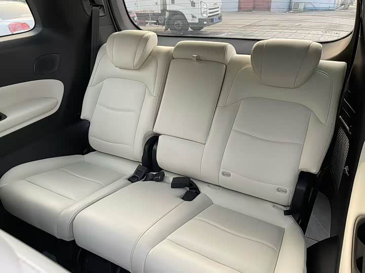 Фото 4 - GAC Trumpchi M8