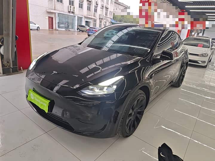 Фото 2 - Tesla Model Y