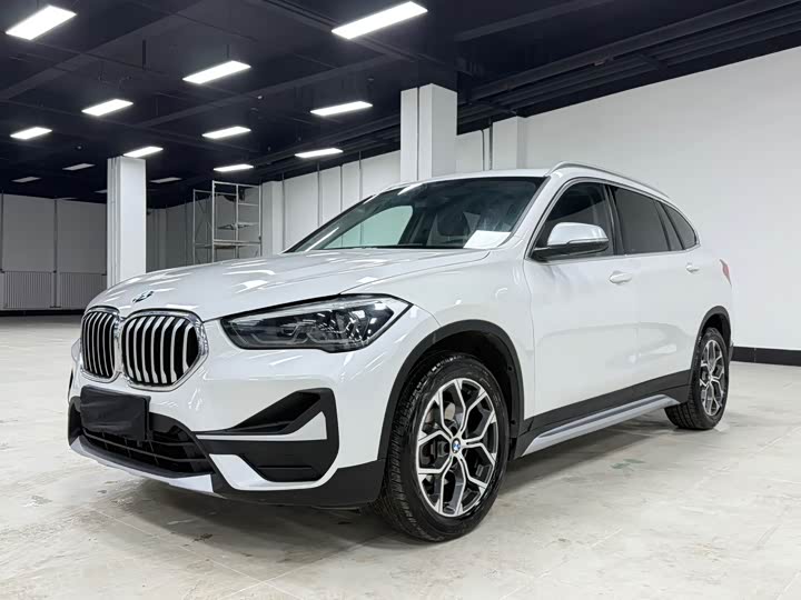 Фото 1 - BMW X1