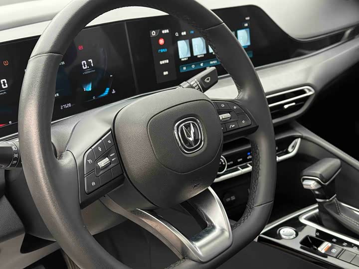 Фото 7 - Changan Eado Plus