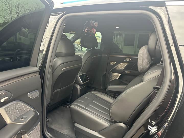 Фото 8 - Nio Onvo L90