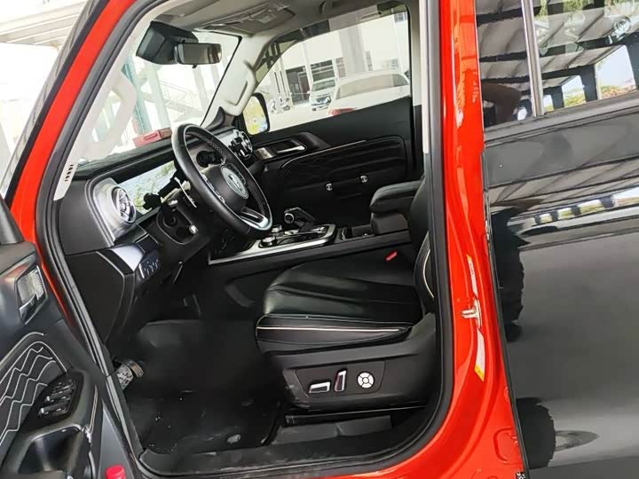 Фото 7 - Tank 300