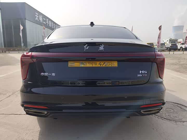 Фото 5 - Hongqi H5