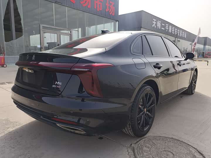 Фото 6 - Hongqi H5
