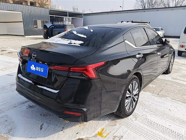 Фото 3 - Nissan Teana