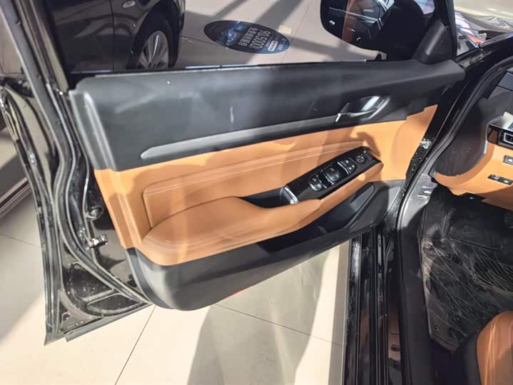 Фото 7 - Nissan Teana