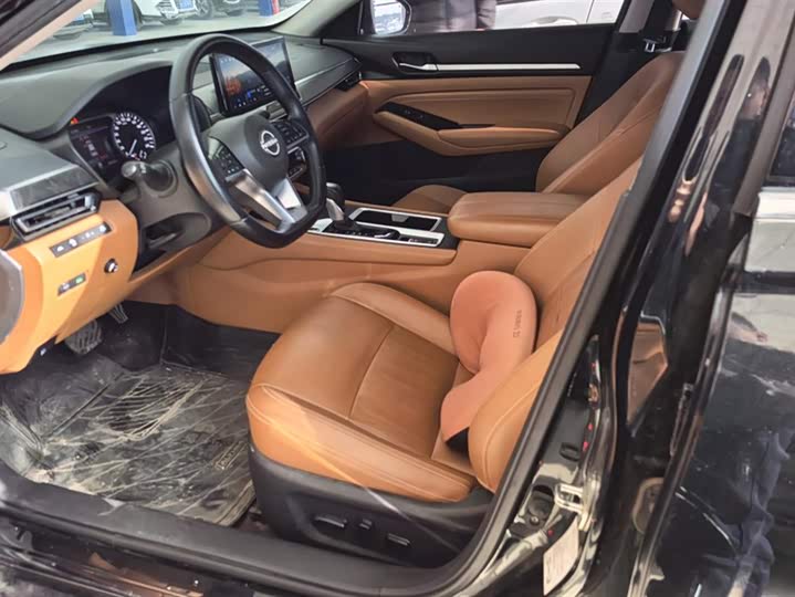 Фото 9 - Nissan Teana