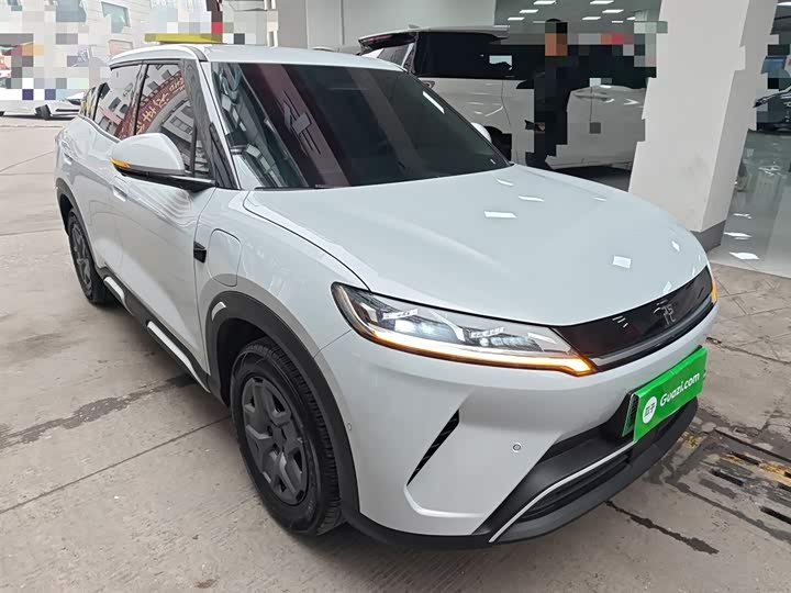 Фото 4 - BYD Yuan Up