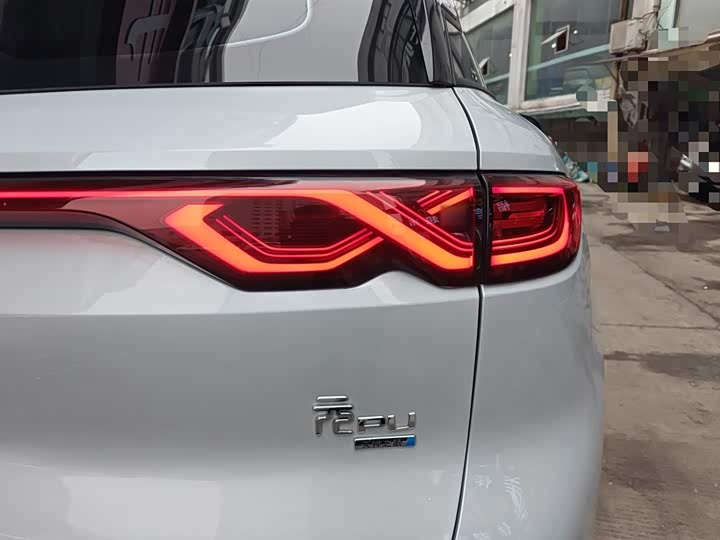 Фото 8 - BYD Yuan Up