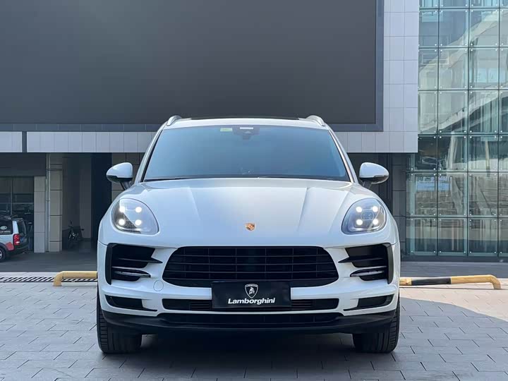 Фото 2 - Porsche Macan