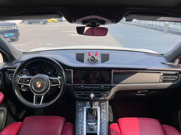 Фото 4 - Porsche Macan