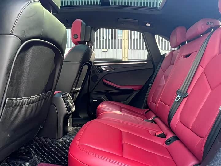 Фото 6 - Porsche Macan