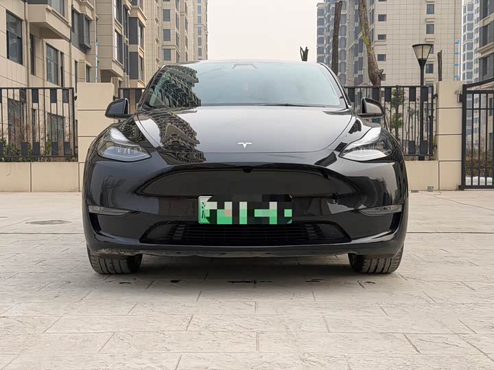 Фото 2 - Tesla Model Y