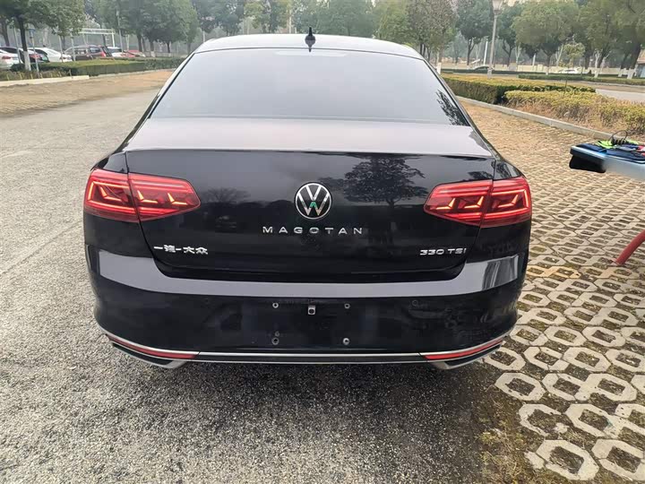 Фото 6 - Volkswagen Magotan