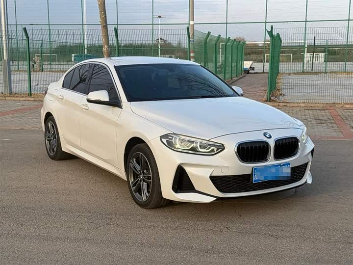 Фото 3 - BMW 1 Series