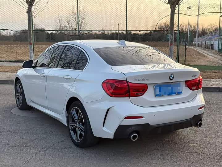 Фото 5 - BMW 1 Series