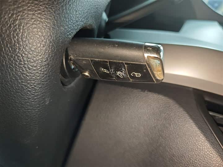 Фото 9 - Volkswagen Lavida