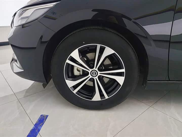 Фото 6 - Nissan Sylphy