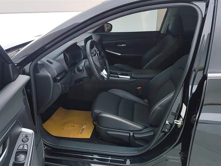 Фото 9 - Nissan Sylphy