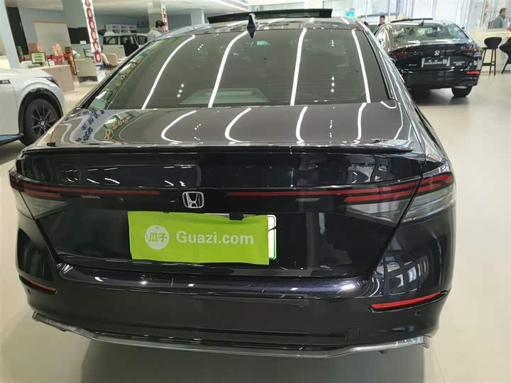 Фото 6 - Honda Accord Hybrid