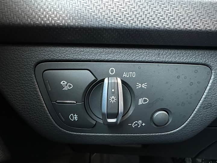 Фото 5 - Audi Q5L