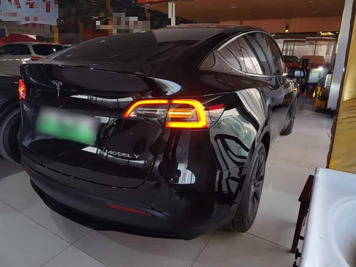 Фото 7 - Tesla Model Y