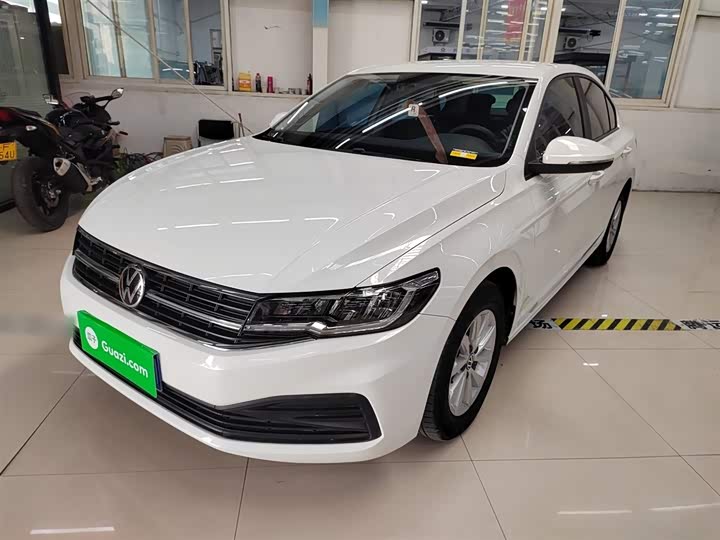 Фото 1 - Volkswagen Bora