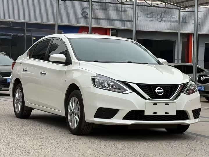 Фото 3 - Nissan Sylphy