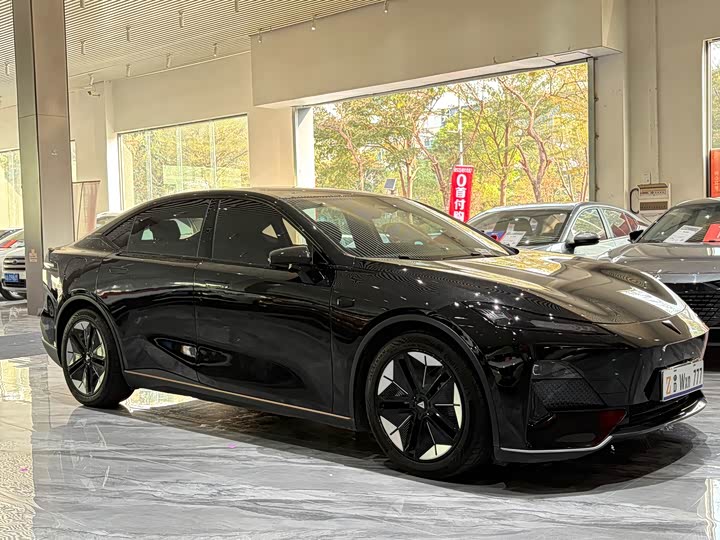 Фото 4 - Changan Deepal SL03