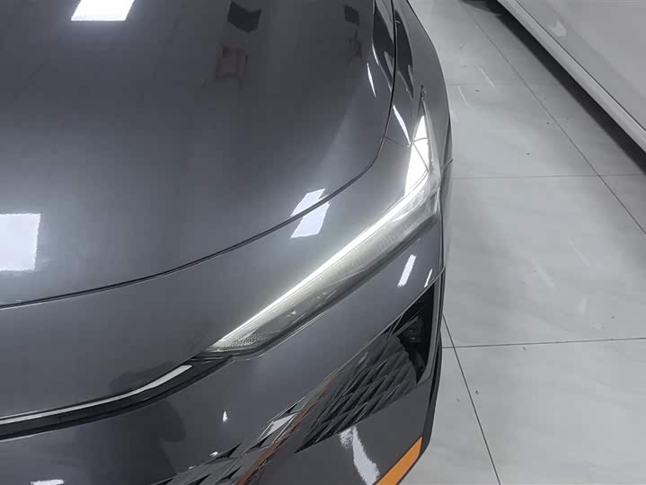 Фото 5 - Changan UNI-V