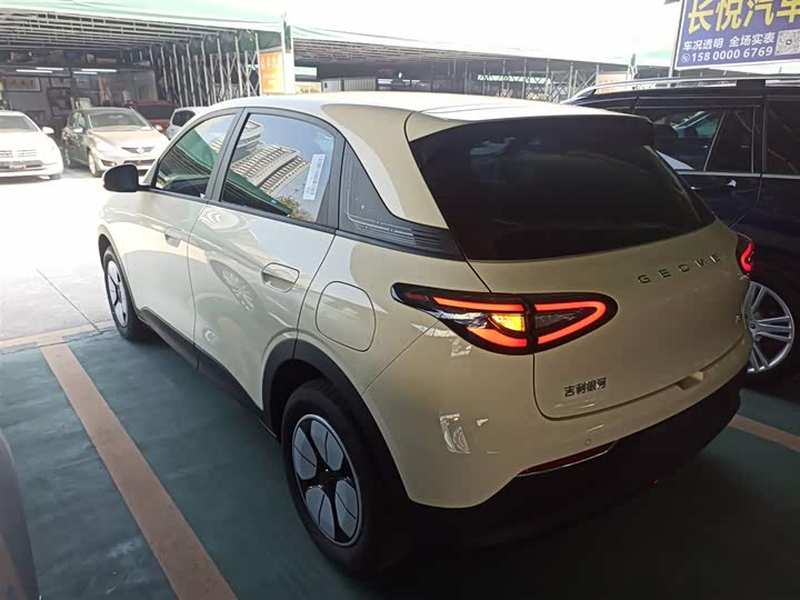 Фото 5 - Geely Galaxy Geome