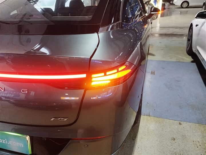 Фото 8 - XPeng P5