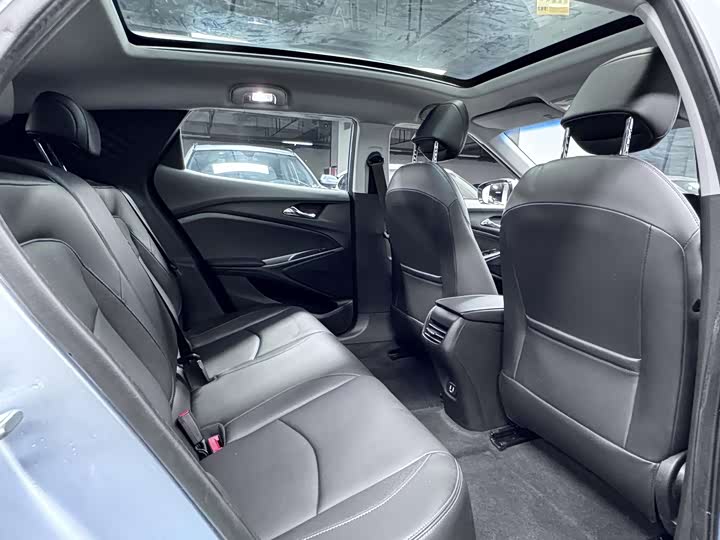 Фото 8 - Chevrolet Menlo