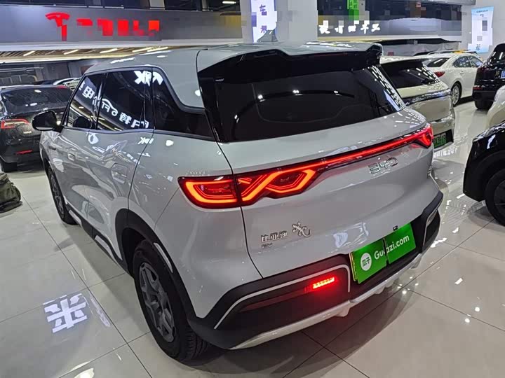 Фото 5 - BYD Yuan Up