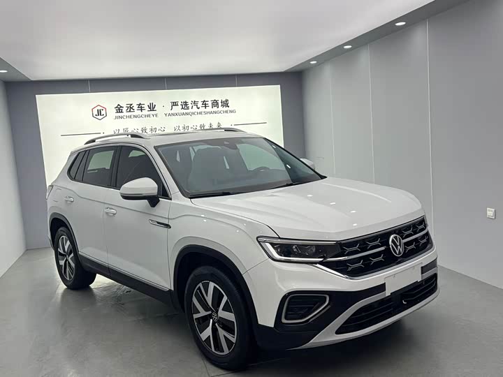 Фото 3 - Volkswagen Tayron