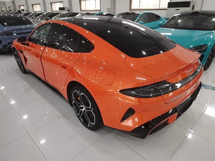 Фото 5 - Xiaomi SU7