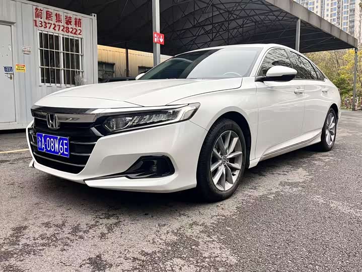 Фото 1 - Honda Accord