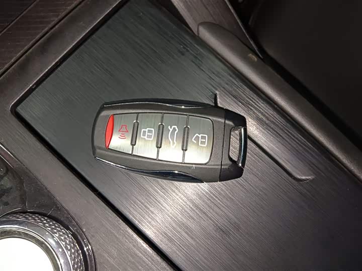 Фото 9 - Haval H6 Hybrid